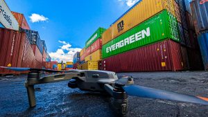 Air and ocean freight mode comparison in logistics